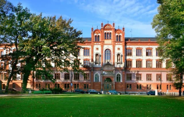 Medical Information Technology